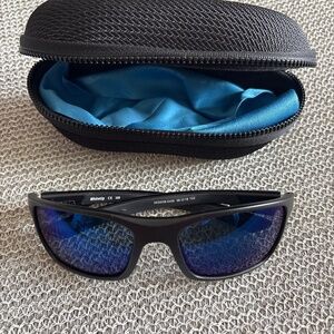 Costas mens